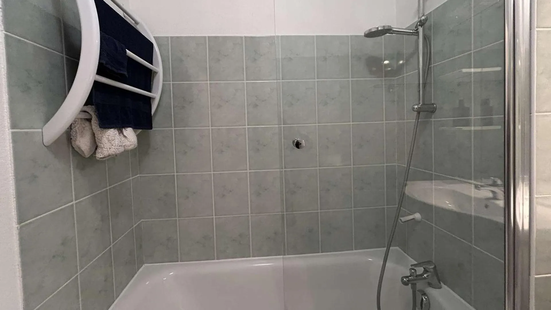 Charmant T3 Avec Balcon, 4 Couchages, A 500M Des Pistes - La Salle Les Alpes - Fr-1-330F-229 Apartment La Salle-les-Alpes